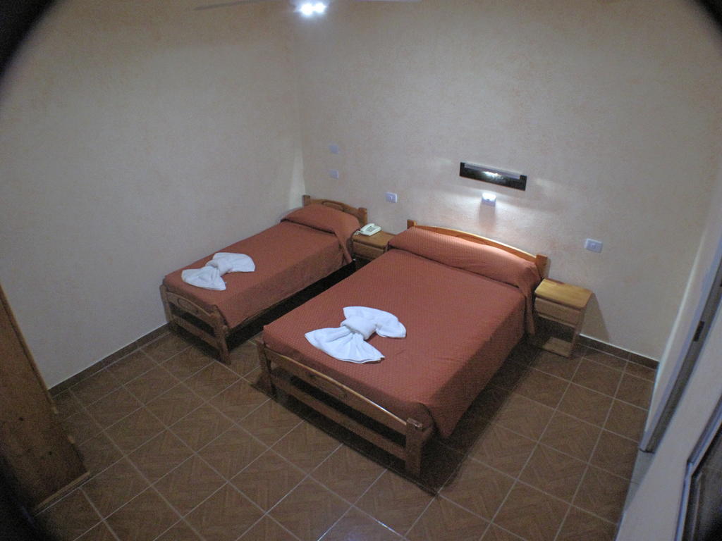 Hotel Los Cedros Buenos Aires Luaran gambar